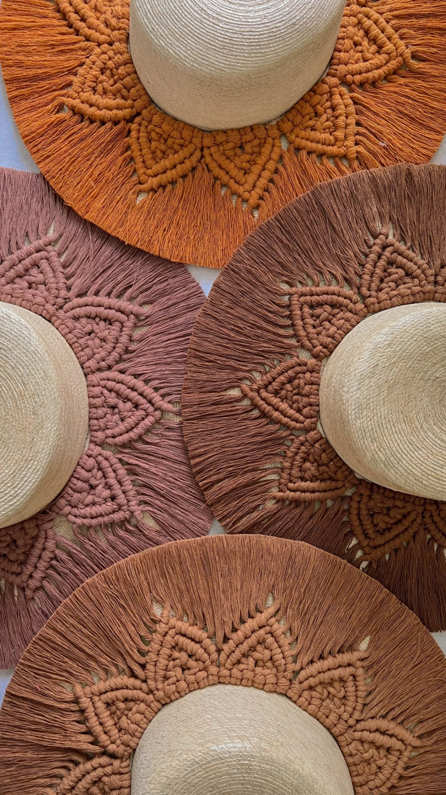 SOMBREROS
