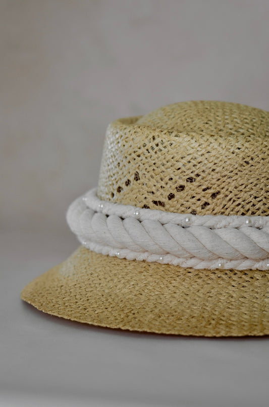 Bucket · Yute y perlas